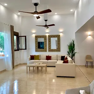  Сasa de vacaciones Amplia Vivienda New Para12 Pers A 4 Min Caminando De Playa Con Terraza, Piscina Com, Wifi, Ventiladores De Techo, Lavavajillas